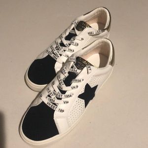 Vintage Havana sneakers